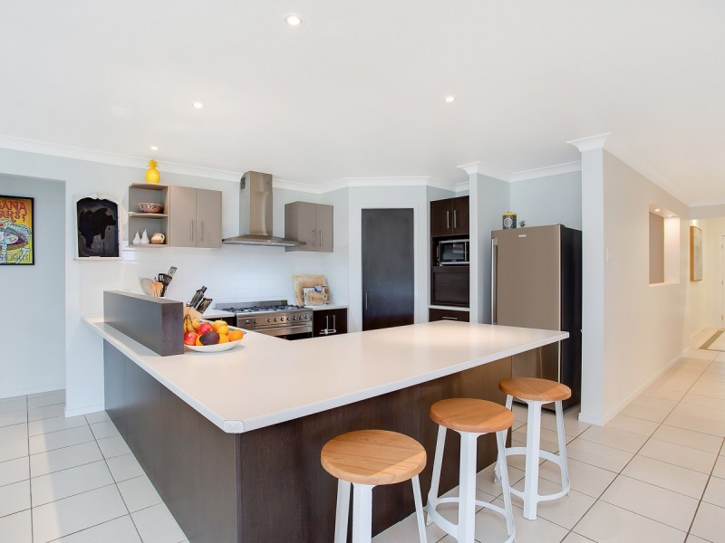 67 Observatory Drive, Reedy Creek QLD 4227