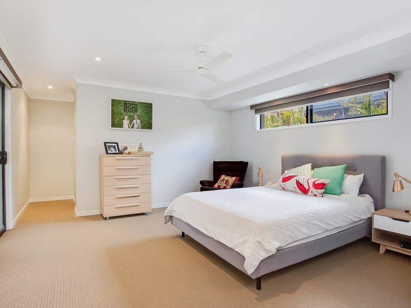 67 Observatory Drive, Reedy Creek QLD 4227