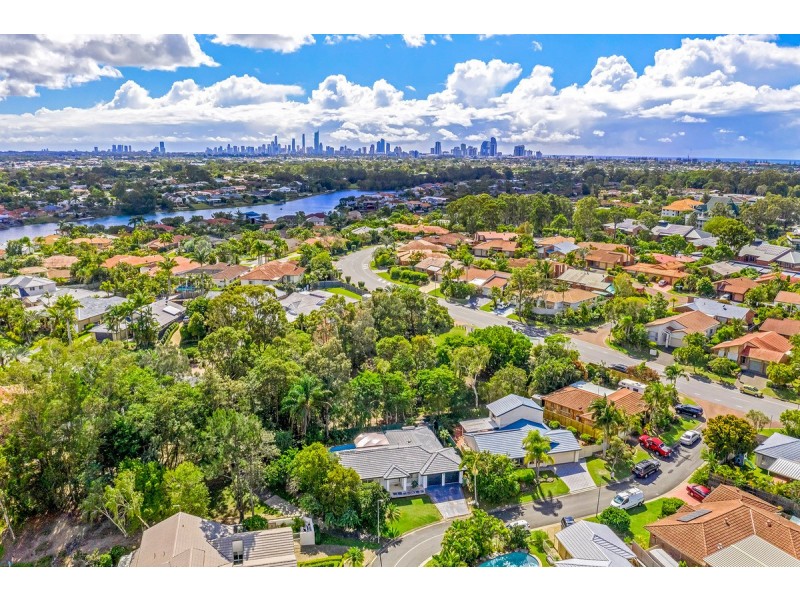 3 Dandenong Terrace, Robina QLD 4226