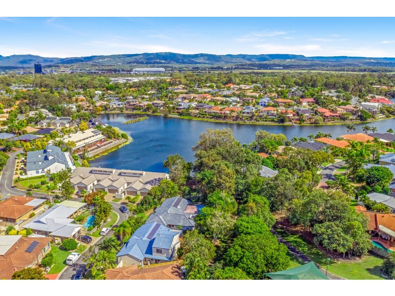 3 Dandenong Terrace, Robina QLD 4226