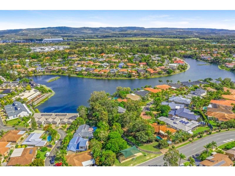 3 Dandenong Terrace, Robina QLD 4226