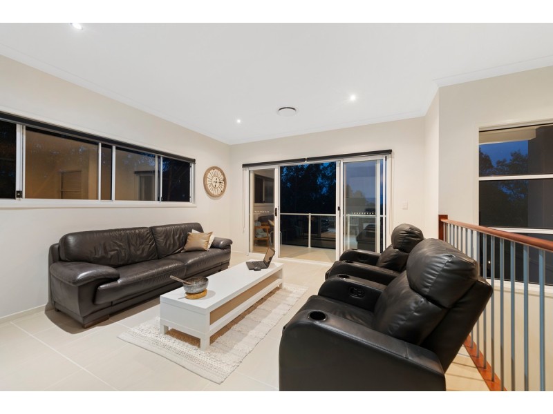 28 Skyburnett Street, Reedy Creek QLD 4227