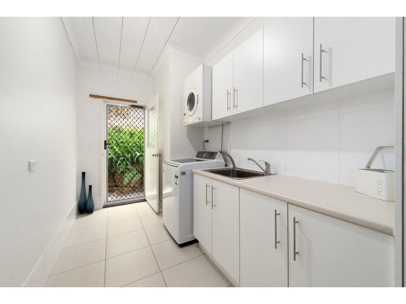 28 Skyburnett Street, Reedy Creek QLD 4227