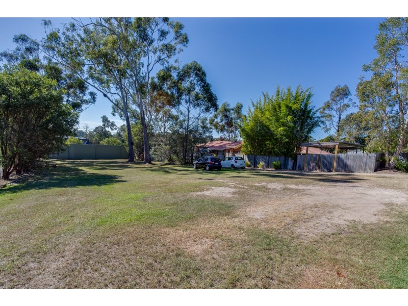 12 Encamp Street, Reedy Creek QLD 4227