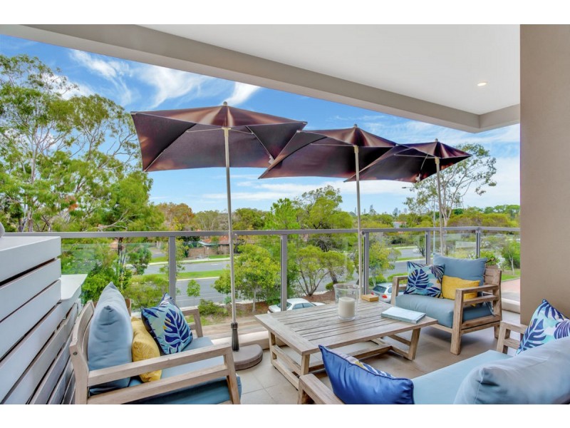 27/10 Ben Lexcen Place, Robina QLD 4226