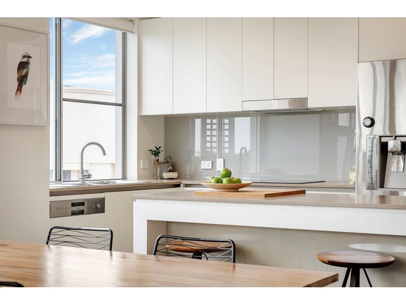 27/10 Ben Lexcen Place, Robina QLD 4226