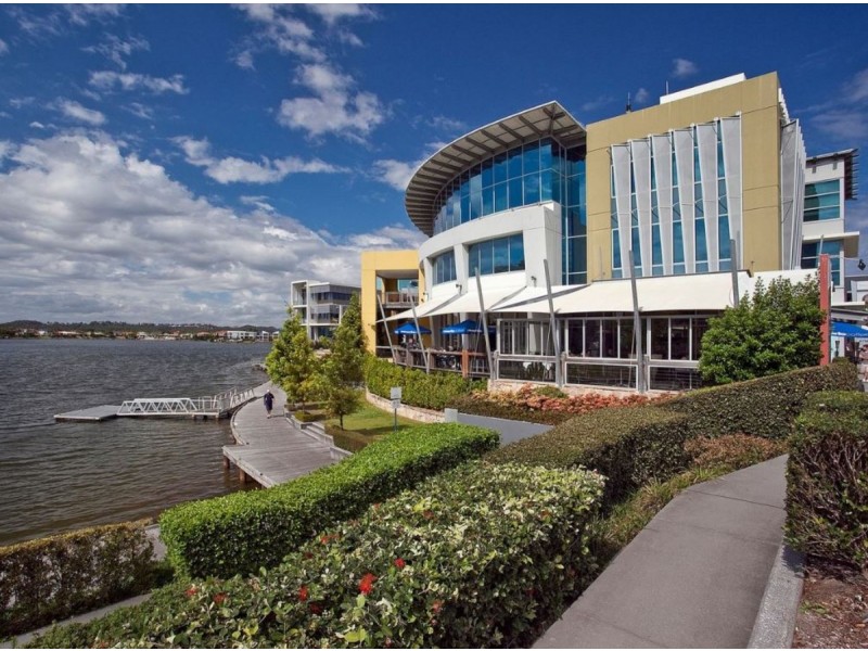 84/98 University Drive, Varsity Lakes QLD 4227