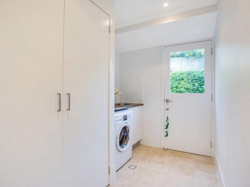 6 Orange Court, Mudgeeraba QLD 4213