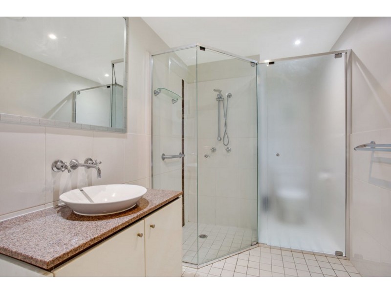 The Reserve/251 Varsity Parade, Varsity Lakes QLD 4227