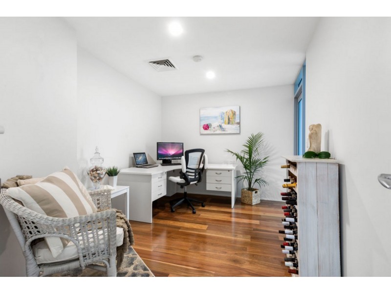 7/112 The Esplanade, Burleigh Heads QLD 4220