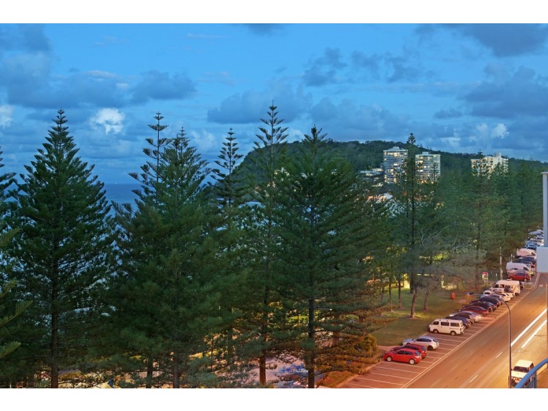 7/112 The Esplanade, Burleigh Heads QLD 4220