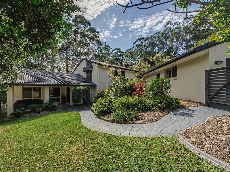 26 Banff Court, Robina QLD 4226