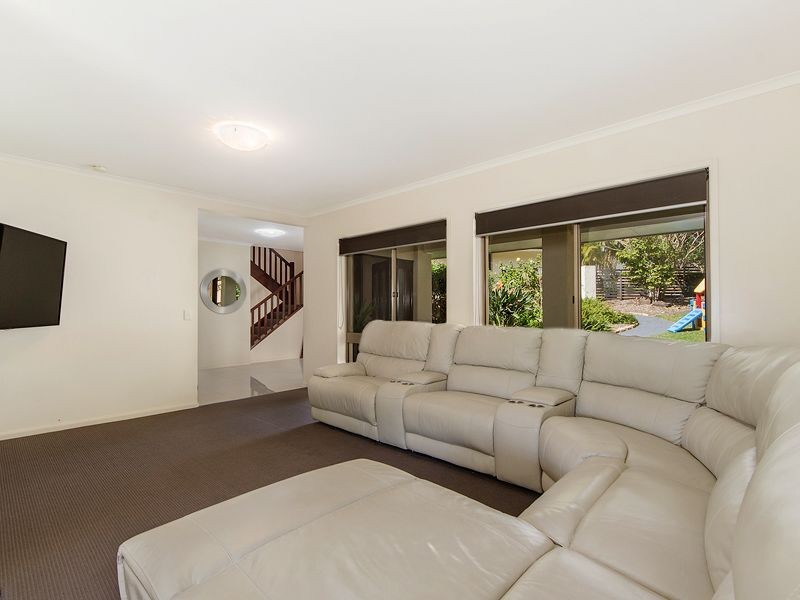 26 Banff Court, Robina QLD 4226