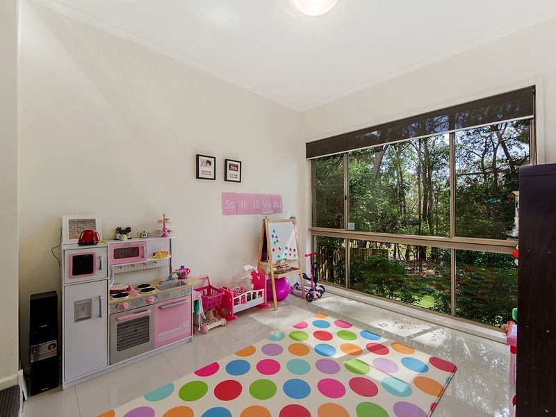 26 Banff Court, Robina QLD 4226