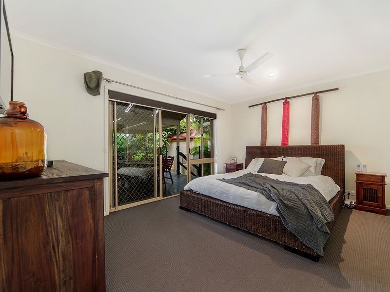 26 Banff Court, Robina QLD 4226