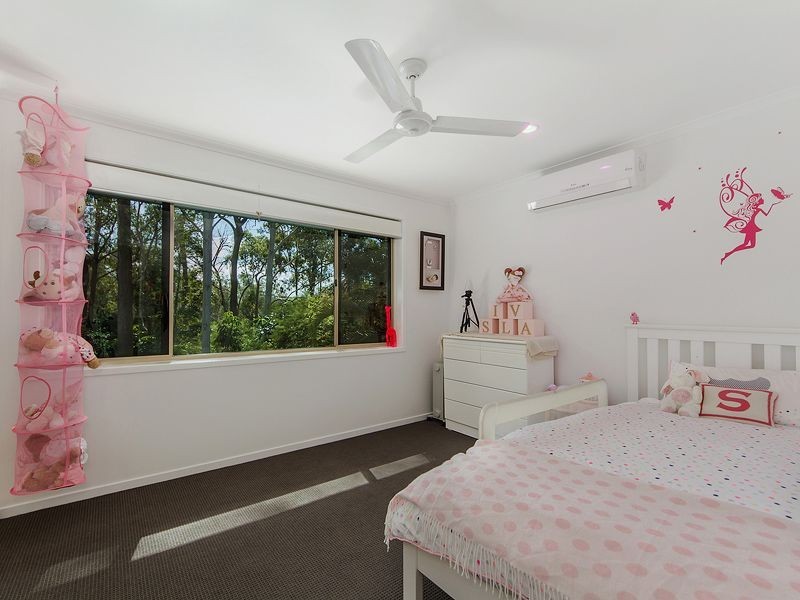 26 Banff Court, Robina QLD 4226