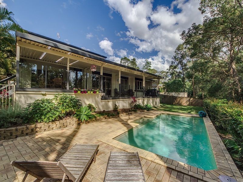 26 Banff Court, Robina QLD 4226
