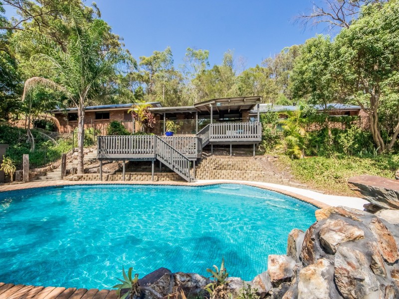12 Karragata Court, Tallebudgera QLD 4228