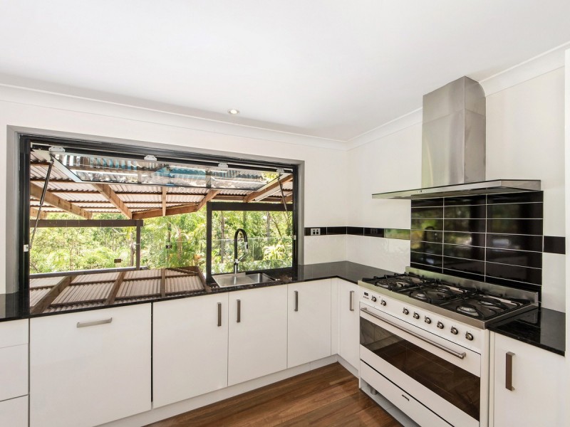 12 Karragata Court, Tallebudgera QLD 4228