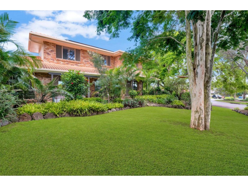 24 Homebush Drive, Robina QLD 4226