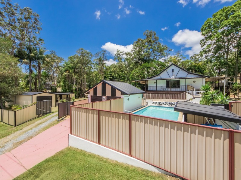 7 Random Way, Worongary QLD 4213