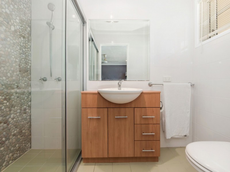 7 Random Way, Worongary QLD 4213