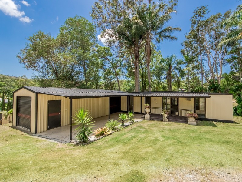 7 Random Way, Worongary QLD 4213