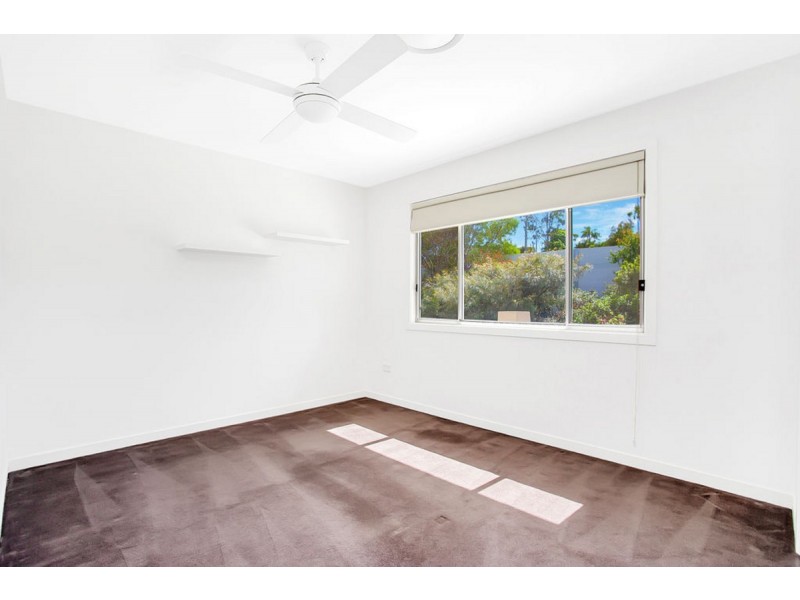 2/1016 Lakeview Terrace, Benowa QLD 4217