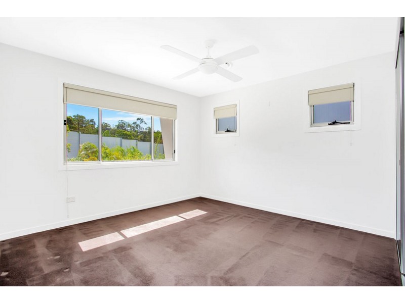 2/1016 Lakeview Terrace, Benowa QLD 4217