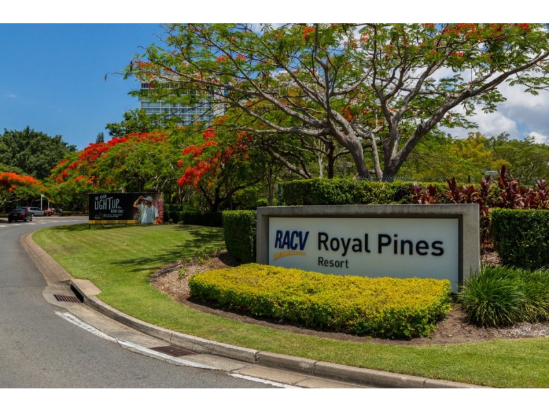 2/1016 Lakeview Terrace, Benowa QLD 4217