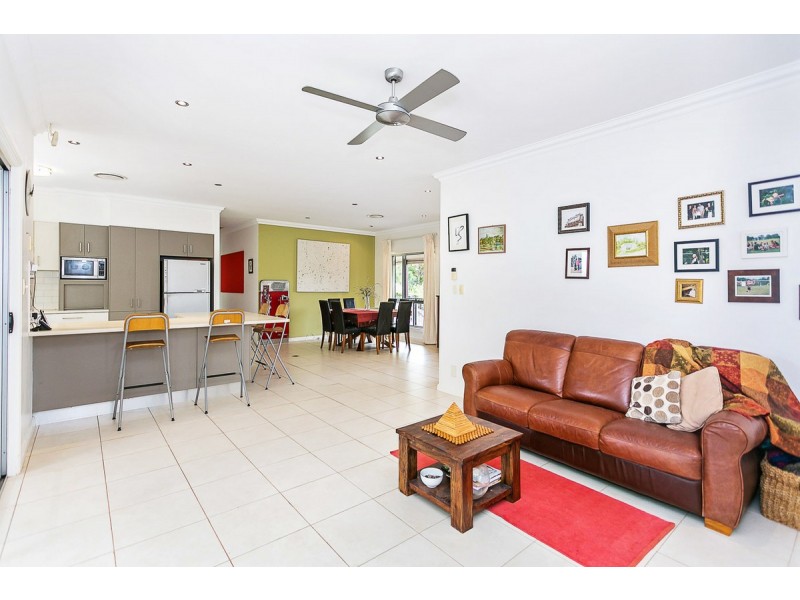 73 Sunray Drive, Bonogin QLD 4213