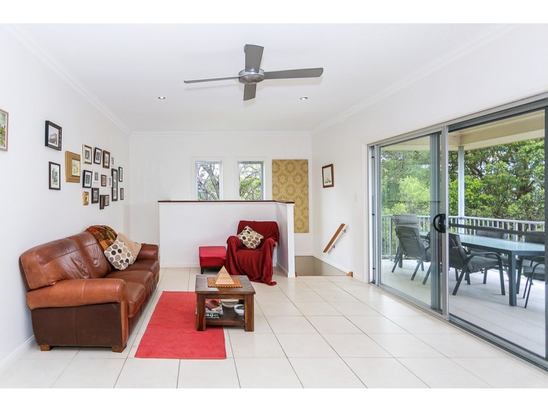 73 Sunray Drive, Bonogin QLD 4213