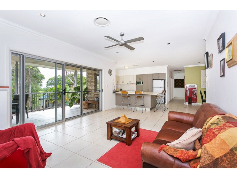 73 Sunray Drive, Bonogin QLD 4213