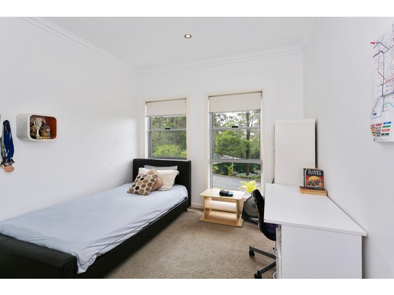 73 Sunray Drive, Bonogin QLD 4213