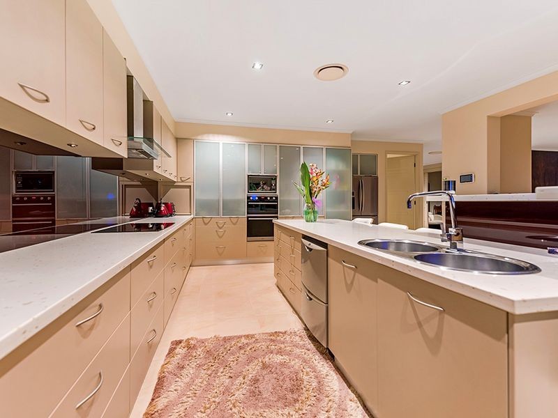 29 Julatten Drive, Robina QLD 4226