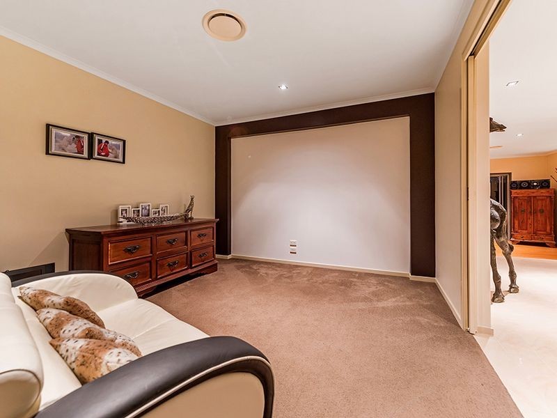 29 Julatten Drive, Robina QLD 4226