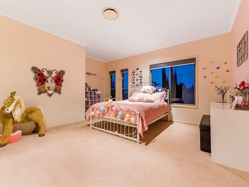 29 Julatten Drive, Robina QLD 4226