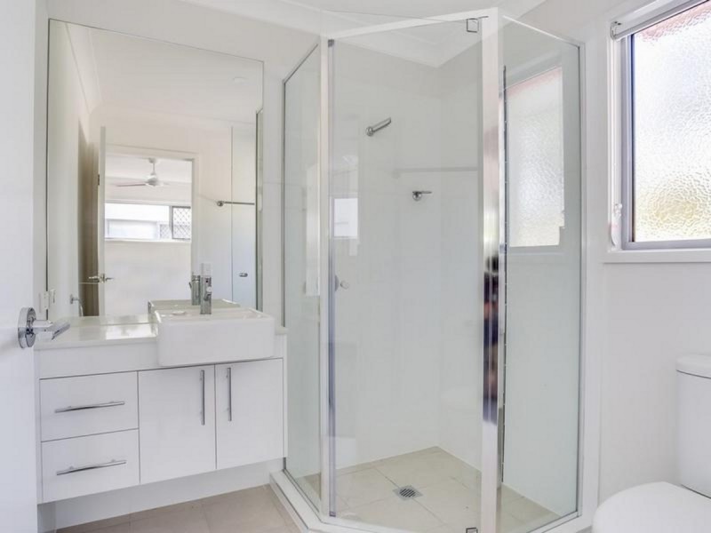 17/37 Witheren Circuit, Pacific Pines QLD 4211
