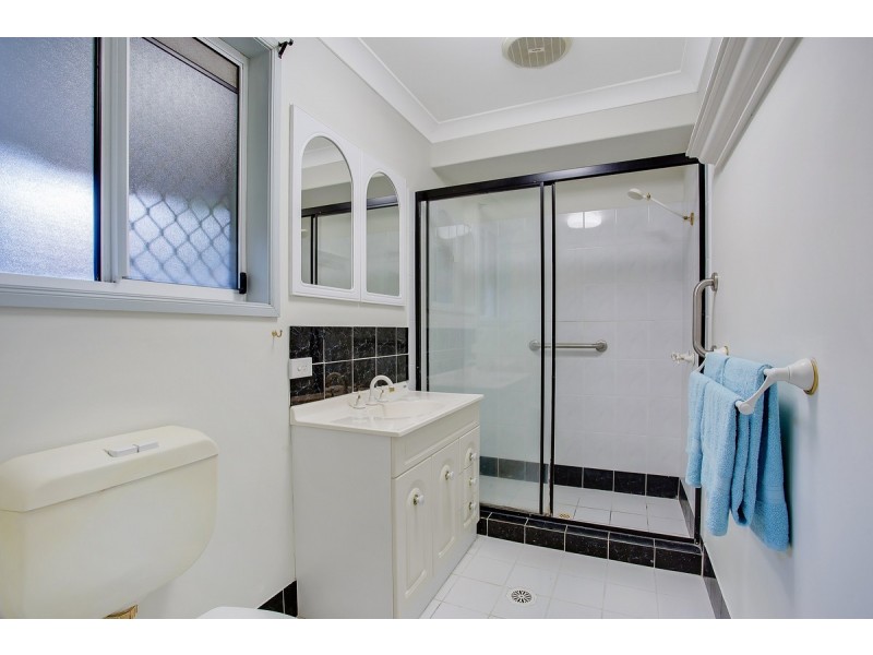 29 Stanford Avenue, Varsity Lakes QLD 4227