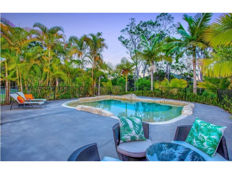 15 Glider Court, Bonogin QLD 4213