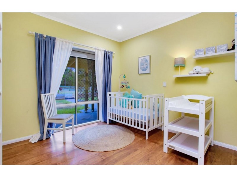 15 Glider Court, Bonogin QLD 4213