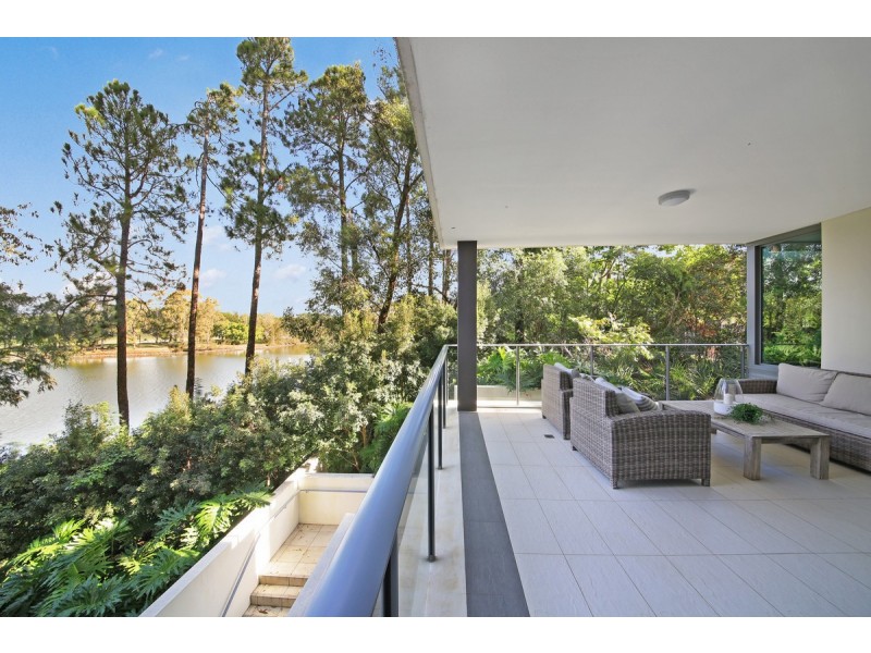 111/22-24 Ben Lexcen Place, Robina QLD 4226