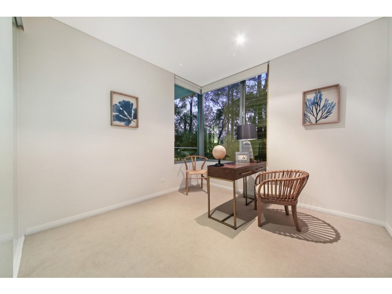 111/22-24 Ben Lexcen Place, Robina QLD 4226