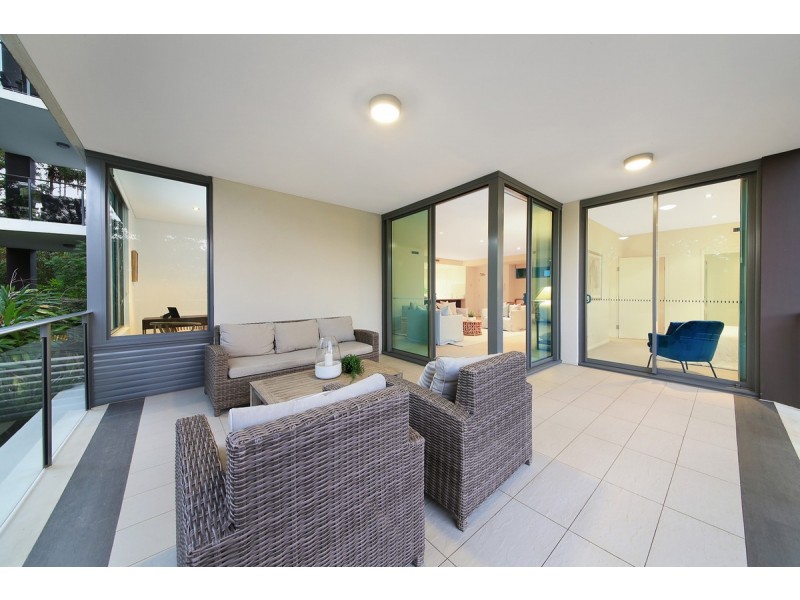 111/22-24 Ben Lexcen Place, Robina QLD 4226