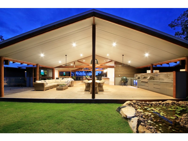 31 Beau Parade, Bonogin QLD 4213