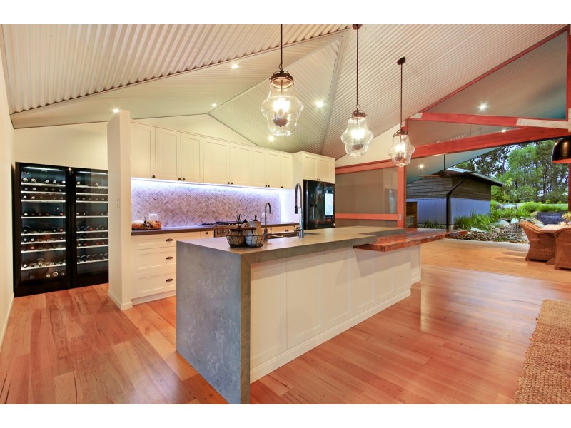 31 Beau Parade, Bonogin QLD 4213