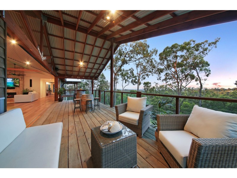 31 Beau Parade, Bonogin QLD 4213