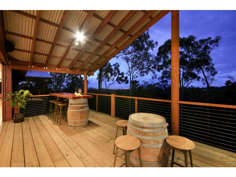 31 Beau Parade, Bonogin QLD 4213