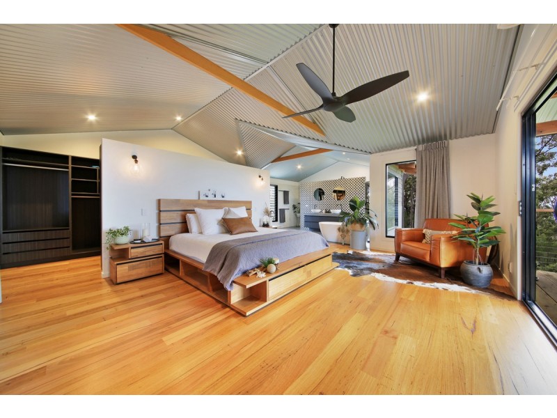 31 Beau Parade, Bonogin QLD 4213