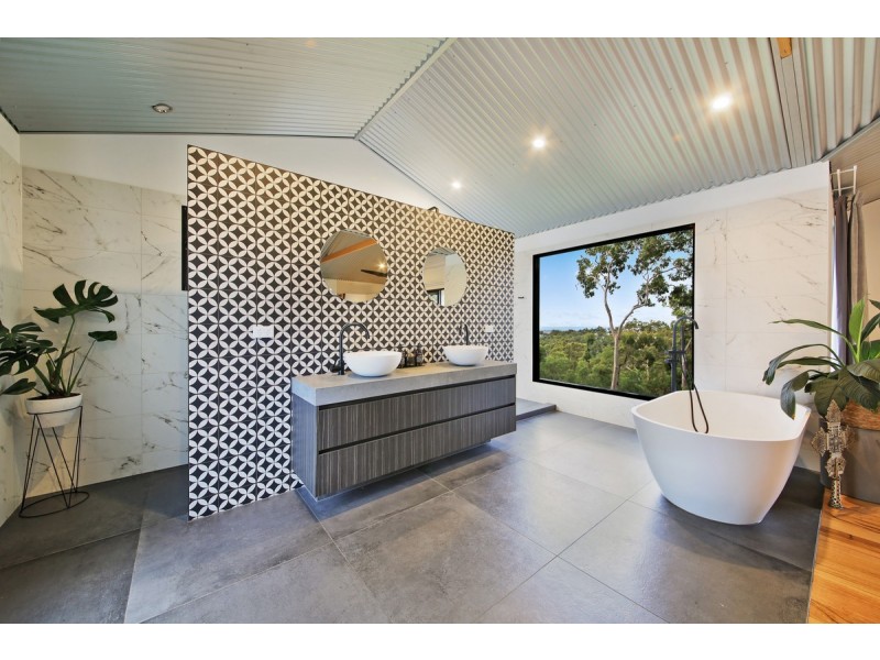 31 Beau Parade, Bonogin QLD 4213